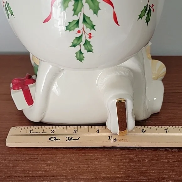 Vintage 1999 Lenox Holiday Collection Santa Skates Cookie Jar - Picture 13 of 13